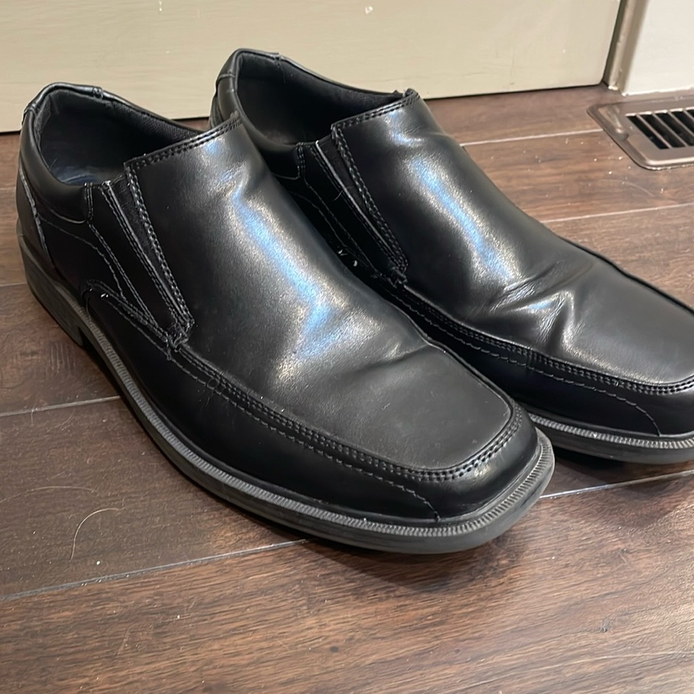 Dockers Classic Black Slip-On Loafers